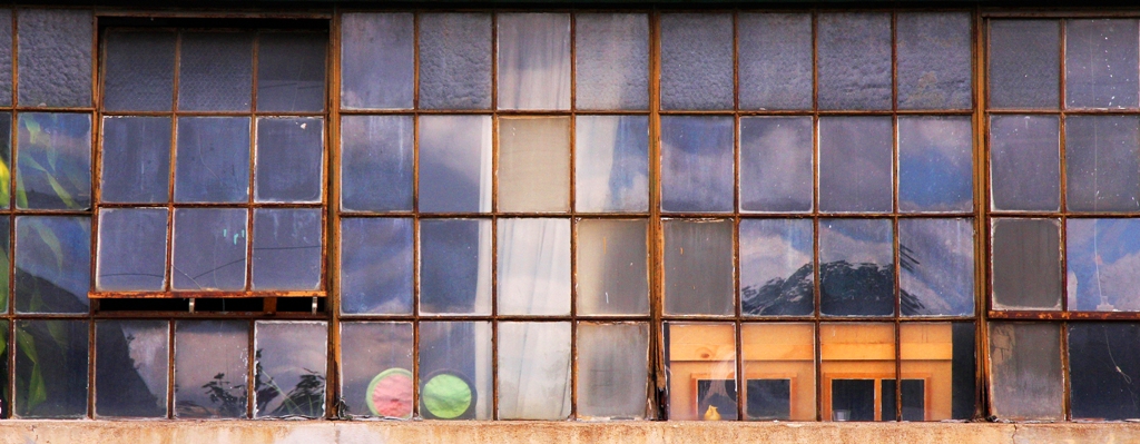 open window Ossington St. Toronto by Terrill Welch 2012_09_20_30 519