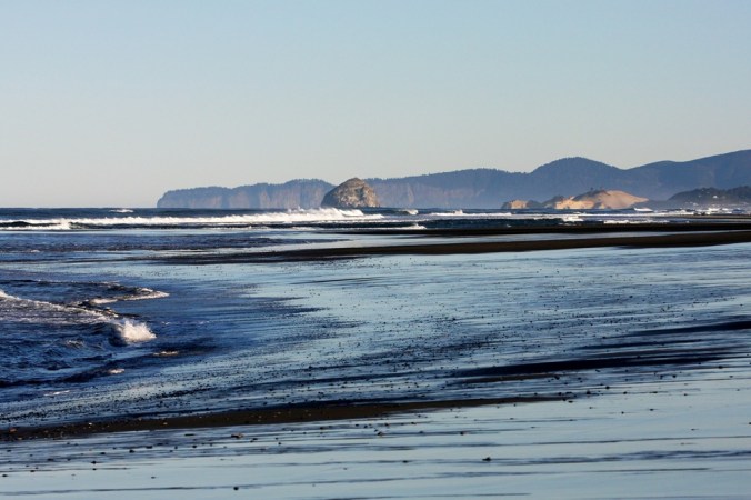 morning beach at Neskowin Beach by Terrill Welch 2015_02_23 228